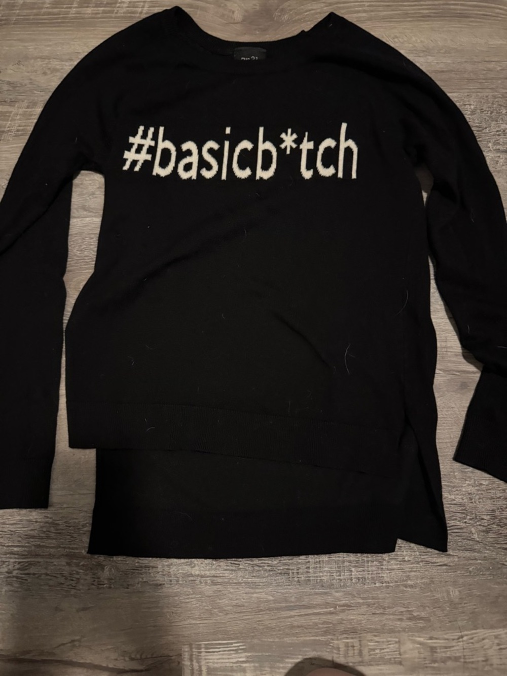 Rue21 Black Graphic Crew Sweater